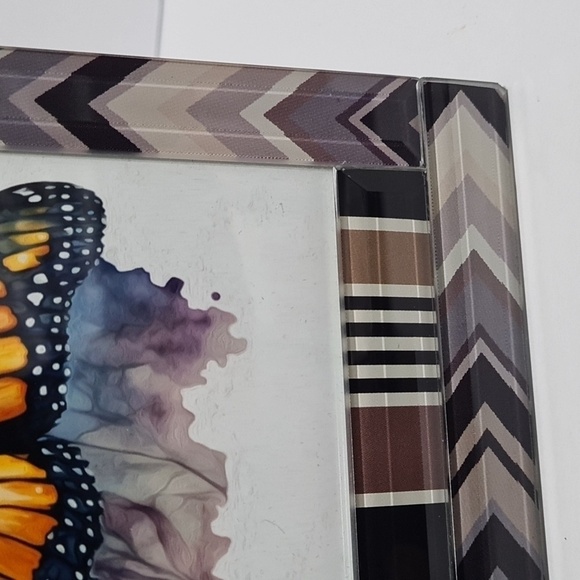 Monarch Butterfly Framed Art Print - Picture 3 of 10